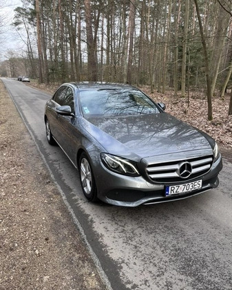 Mercedes-Benz Klasa E cena 82999 przebieg: 363000, rok produkcji 2018 z Rzeszów małe 704